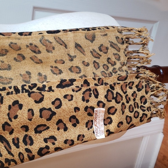 Pashmina & Silk Leopard Print Scarf - Picture 8 of 8